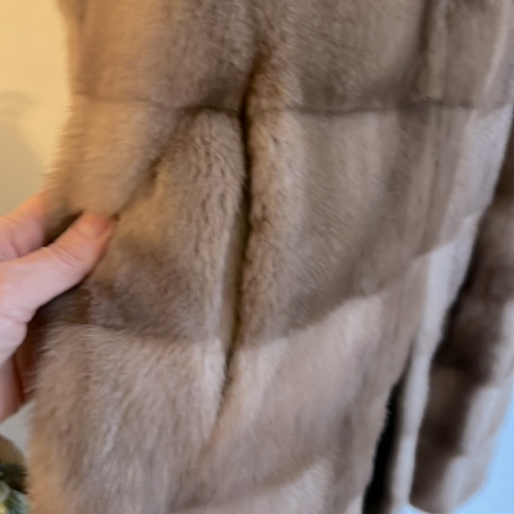 NEW Champagne color natural mink fur coat - Picture 3 of 11